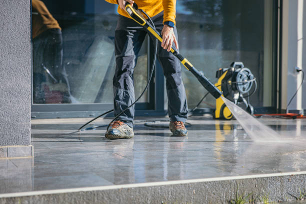 Garage Pressure Washing in Oak Grove, LA